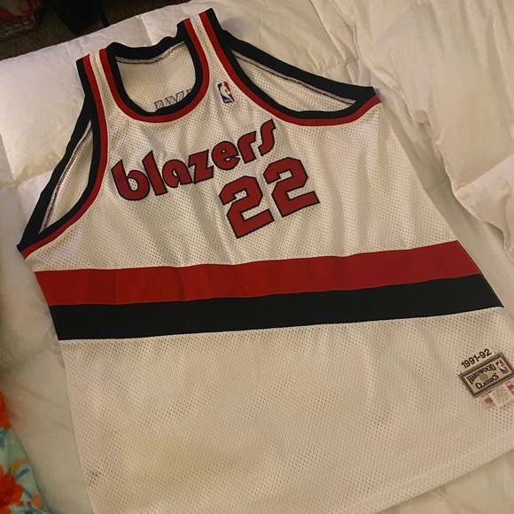 AUTHENTIC THROWBACK mens 2x Clyde Drexler - Picture 1 of 2